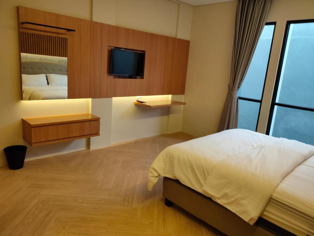 Adotel Jakarta Buitenkant foto