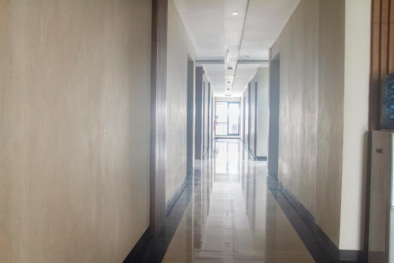 Adotel Jakarta Buitenkant foto