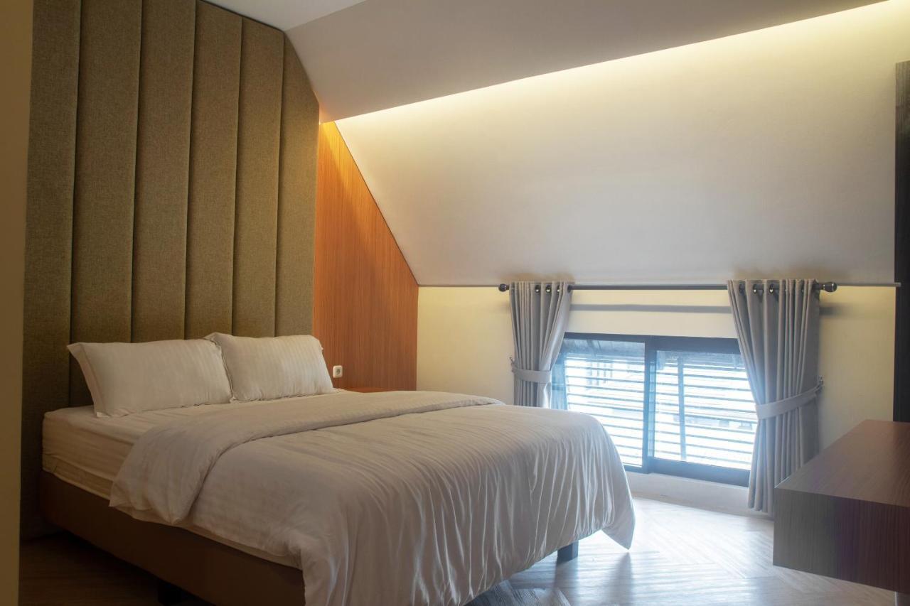 Adotel Jakarta Buitenkant foto