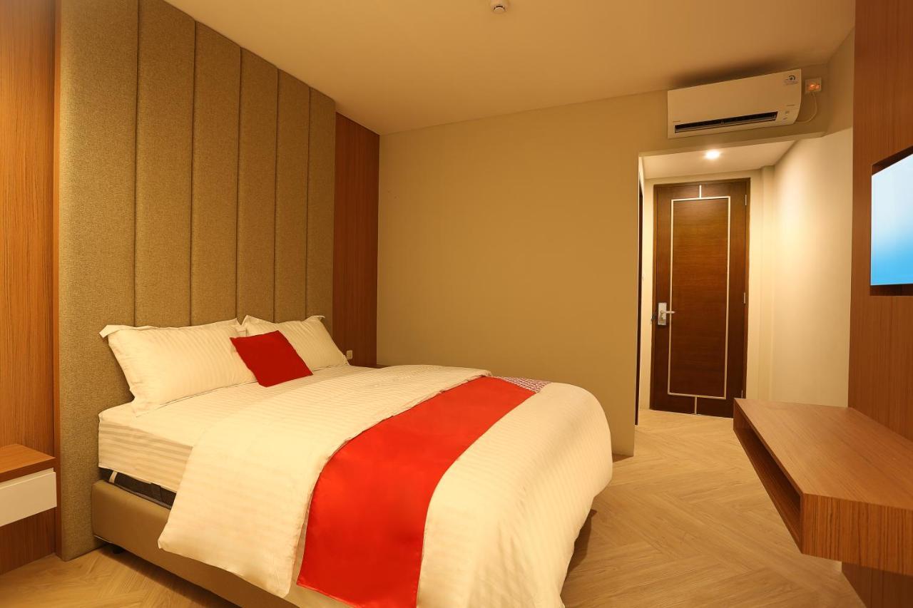 Adotel Jakarta Buitenkant foto